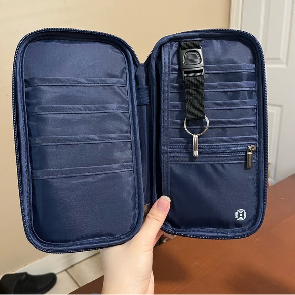 Tropical Flamingo RFID Travel Passport Case! - Picture 2 of 4